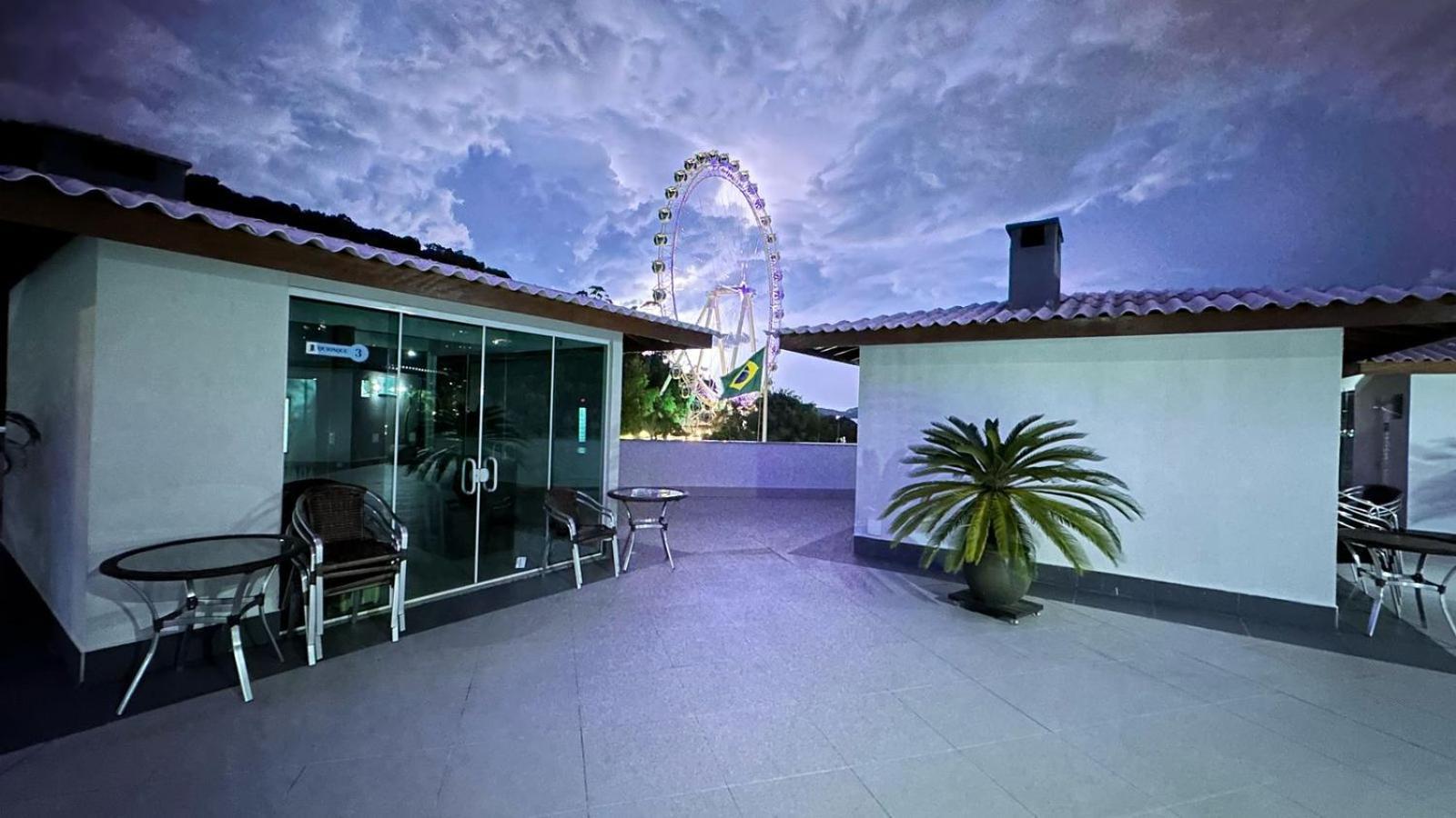 Apartamento Piscina Frente Mar - Loft Dubai - Roda Gigante - Paradisiaco - Mar Balneario Camboriu