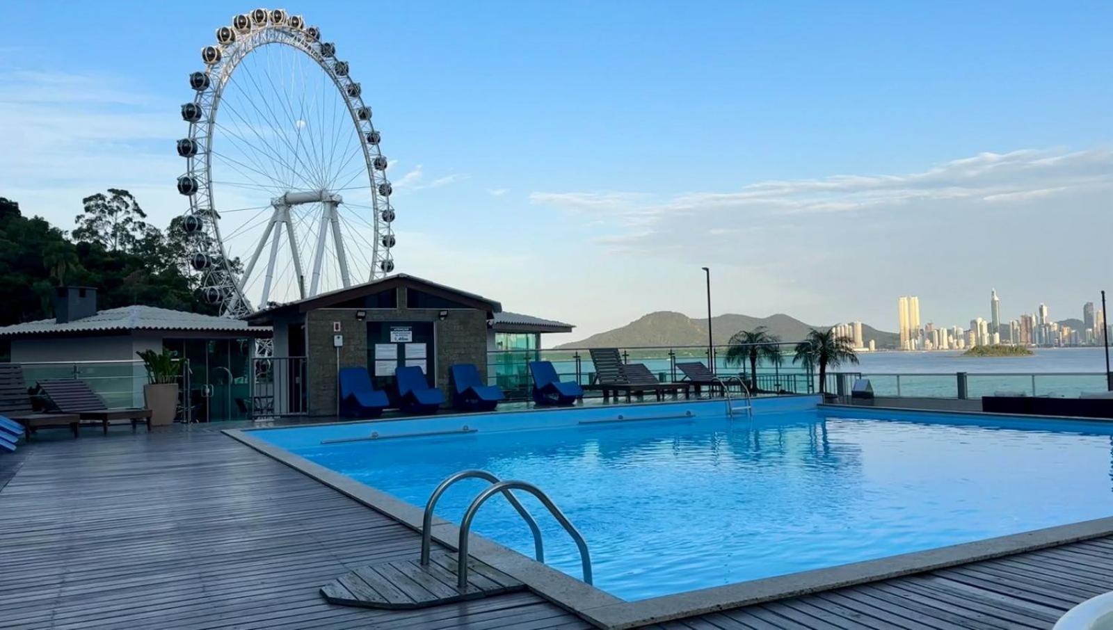 Apartamento Piscina Frente Mar - Loft Dubai - Roda Gigante - Paradisiaco - Mar